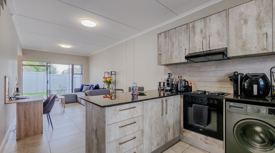 2 Bedroom Property for Sale in Zonnendal Western Cape